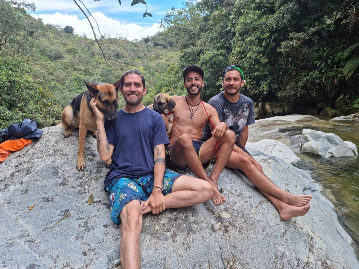 La Perla Negra - Black Pearl Eco Hostel ซานราฟาเอล ภายนอก รูปภาพ